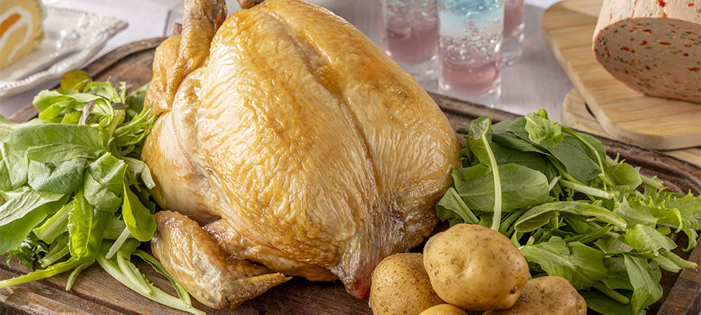 2日間限定のクリスマススペシャルランチ&スイーツビュッフェフォトジェニックなスイーツや、ローストポークやチキンなどのライブステーション